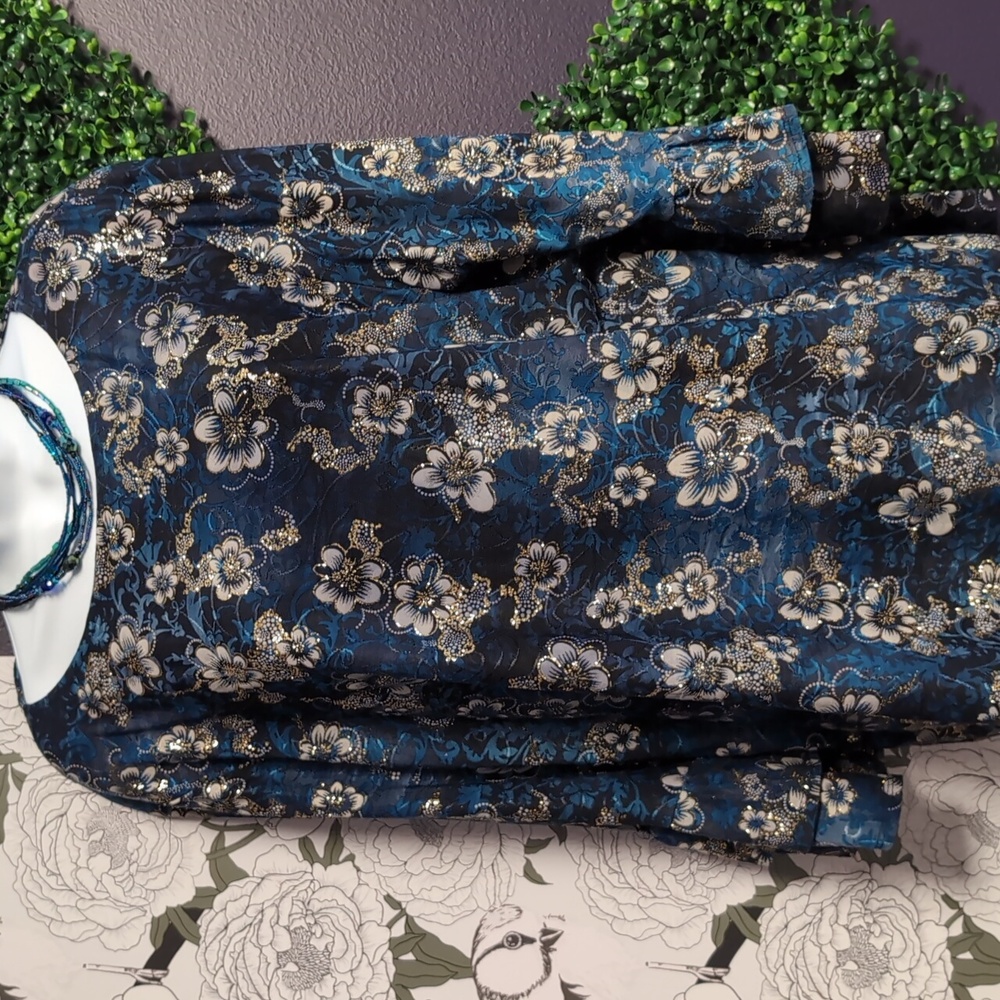 Glitz & Gold Blue Floral Top - Picture 2 of 7